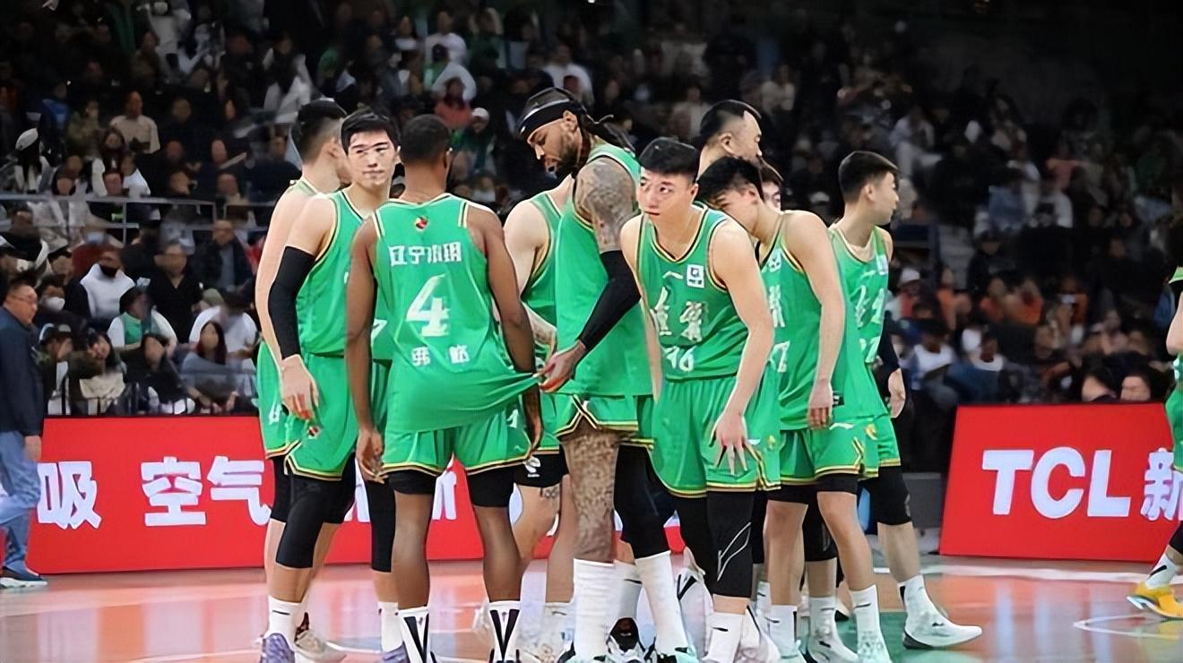 逆风翻盘,辽篮大胜广东之夜,3员大将居功至伟,压力给到杜锋!