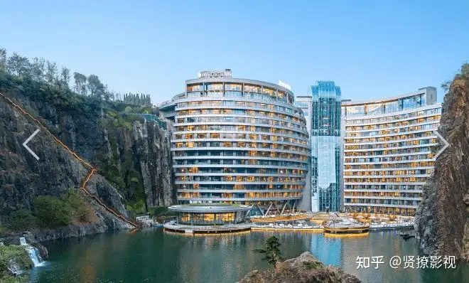 万达、绿城、万科、龙湖、华侨城、保利、中海、碧桂园等地产公司的业务有什么不同特点?