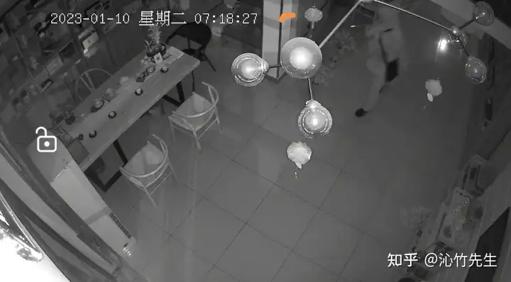 近日成都小偷横扫一条街,年关已至,难关难过