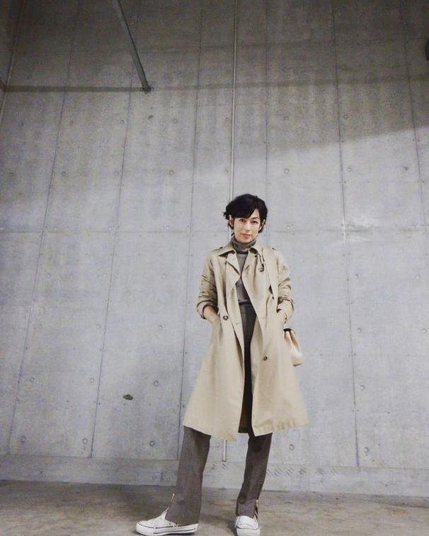 中年女人穿衣摆脱“大妈感”,4点“减龄妙招”,学会了超显气质