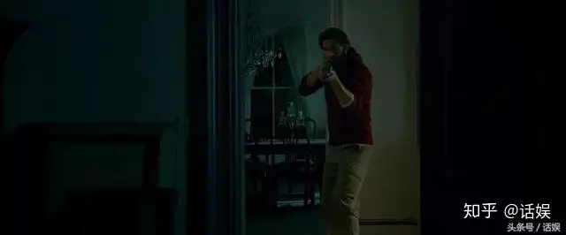 《寂静之地》曝终极预告海报 极致惊悚体验即将席卷全国影院