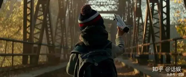 《寂静之地》曝终极预告海报 极致惊悚体验即将席卷全国影院