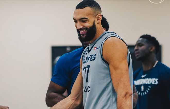 联盟第一!森林狼胜率高达80%,李凯尔被调侃,质疑者被打脸