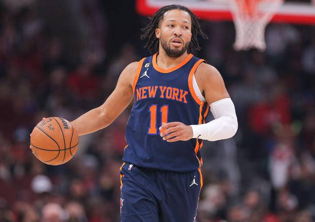 原创 步行者险胜尼克斯,布伦森关键失误致尼克斯顶住压力