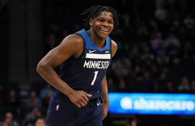 森林狼爆发内讧!唐斯怒喷爱德华兹:打法太软,训练中经常偷懒