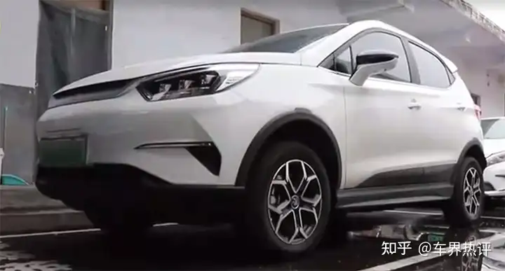 比亚迪元Pro电动车,才开两个多星期居然漏电