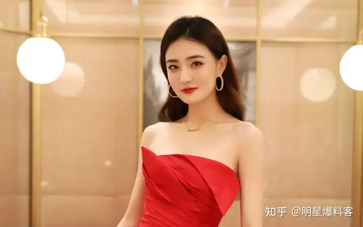 2022.5.20娱乐爆料:任嘉伦、肖战、王源、徐璐、巩俐、杨洋、陈伟霆、程潇、王鹤棣、侯明昊、刘涛、鲁豫、成毅、彭昱畅、谢娜、周迅、宁静