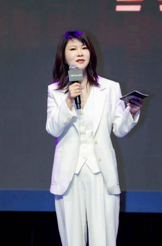 《新闻女王2》《执法者们》《家族荣耀2》等新剧官宣!优酷持续打造港剧精品