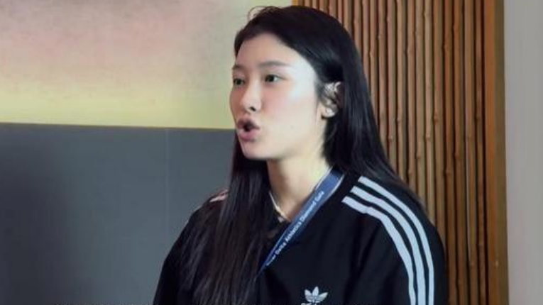 吴艳妮口碑逆转!夺冠回应争议,承认割双眼皮:让观众看最美样子