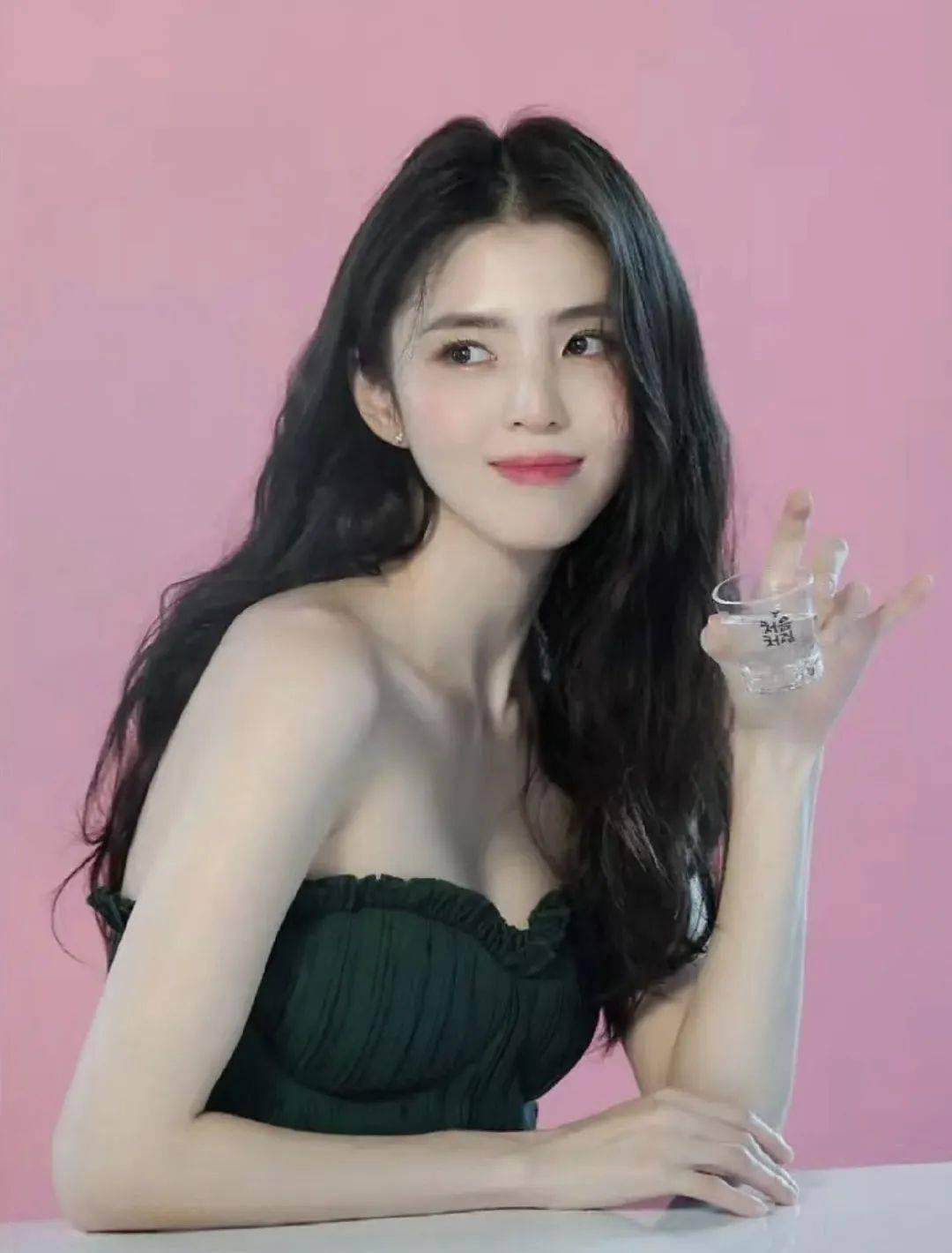 韩素希陷入“自证陷阱”,精神状态堪忧!