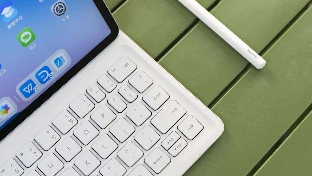 华为首发云晰柔光屏——华为MatePad 11.5''S云晰柔光屏引领无纸化学习新体验