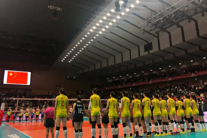 又是3:0!中国女排毫无悬念战胜美国女排,技术统计全面压制!