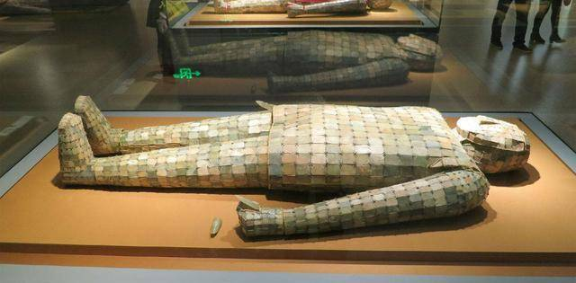 亚父范增墓发掘过程中,考古队发现一盗洞,专家看后:盗墓贼太傻