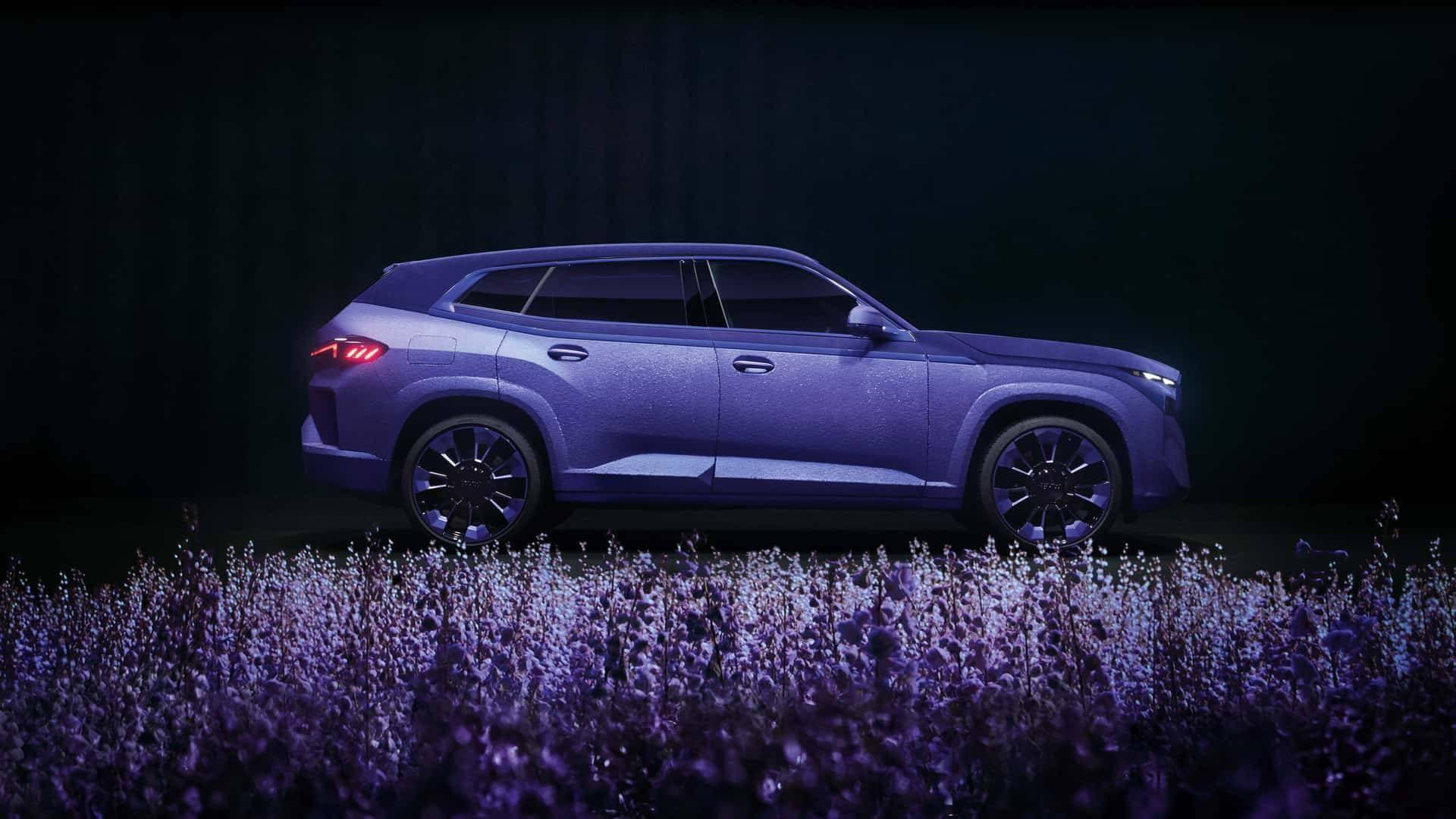 宝马携手超模打造 XM 特别版,车身覆盖紫色天鹅绒