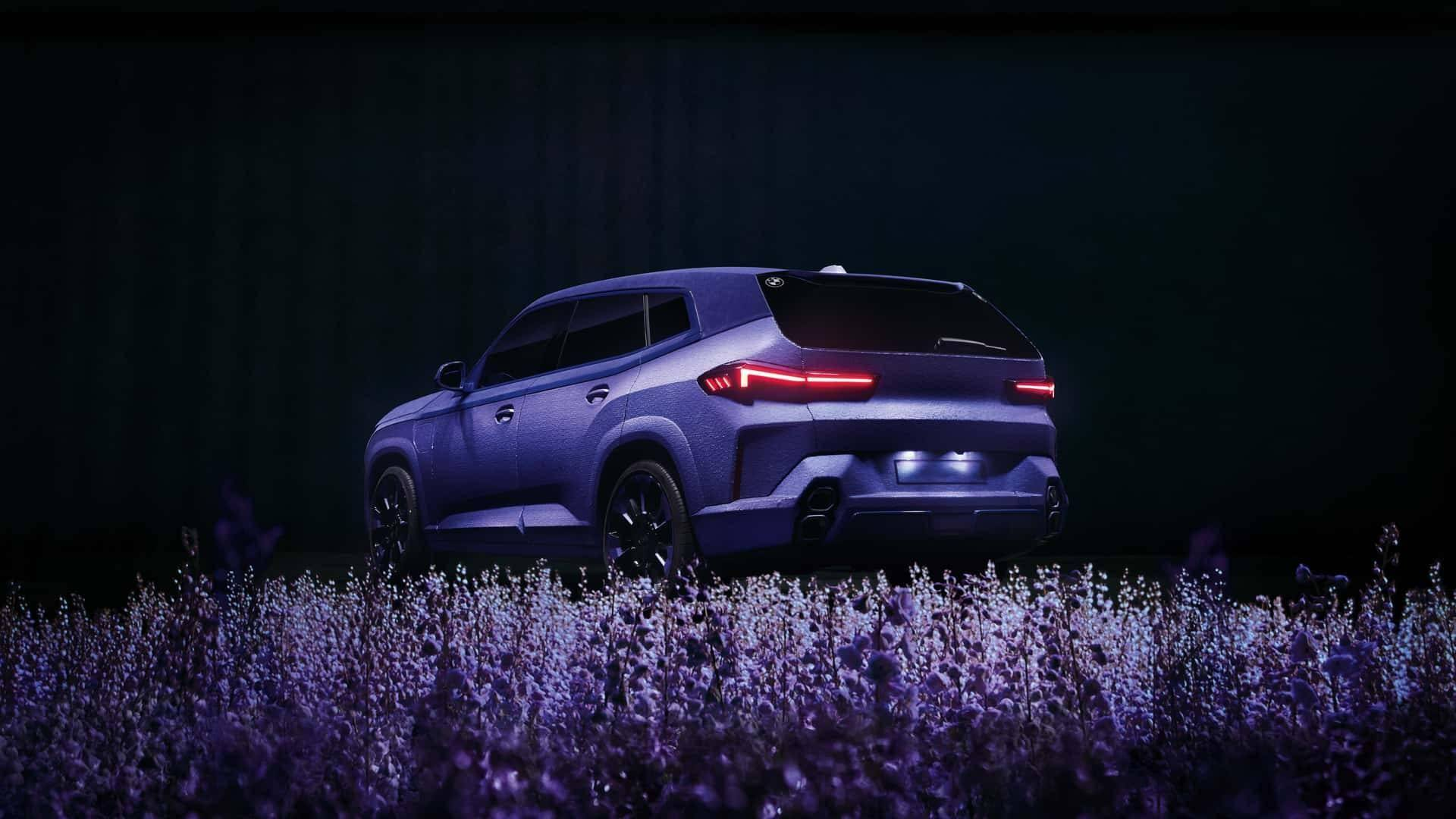 宝马携手超模打造 XM 特别版,车身覆盖紫色天鹅绒