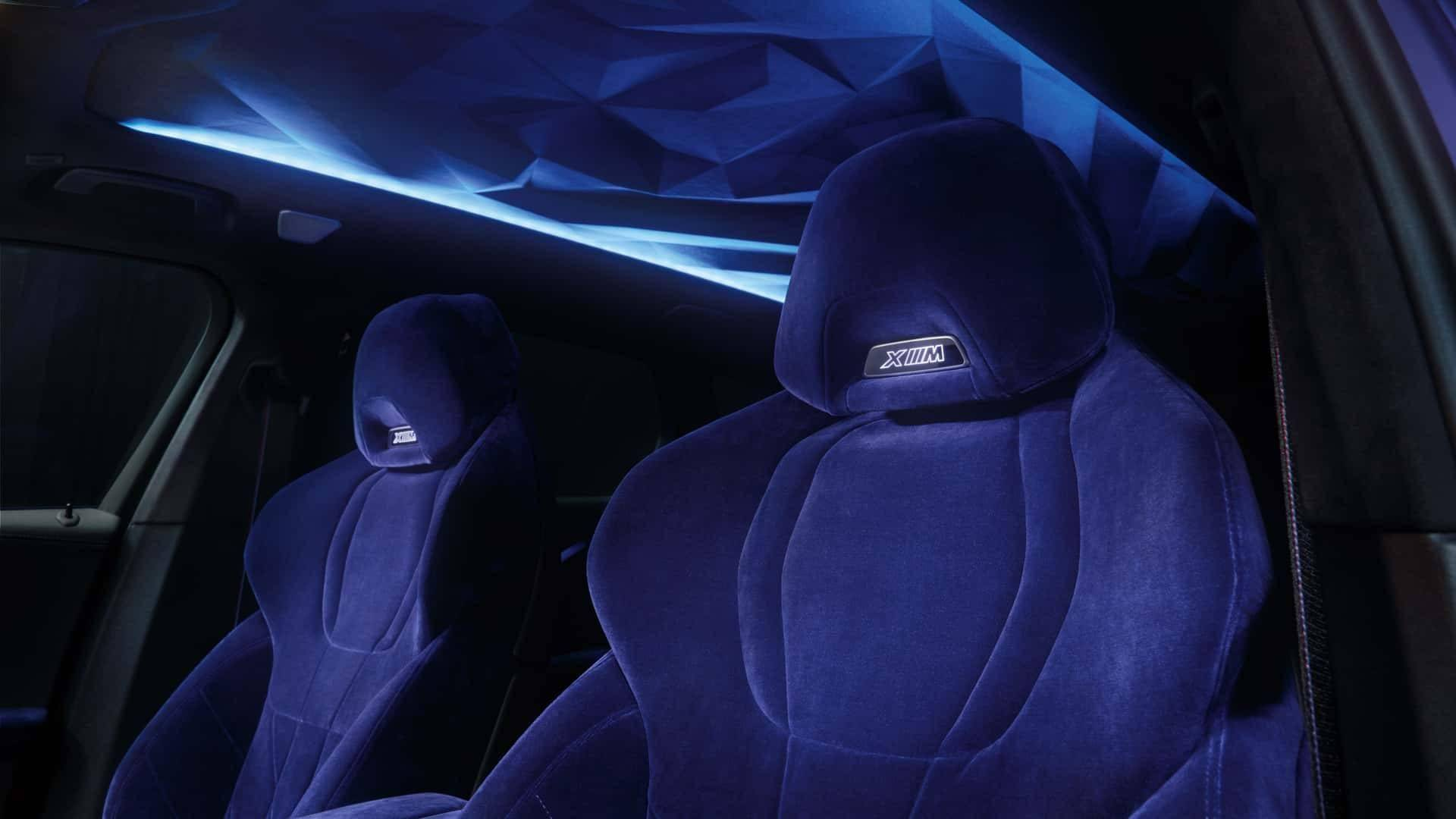 宝马携手超模打造 XM 特别版,车身覆盖紫色天鹅绒