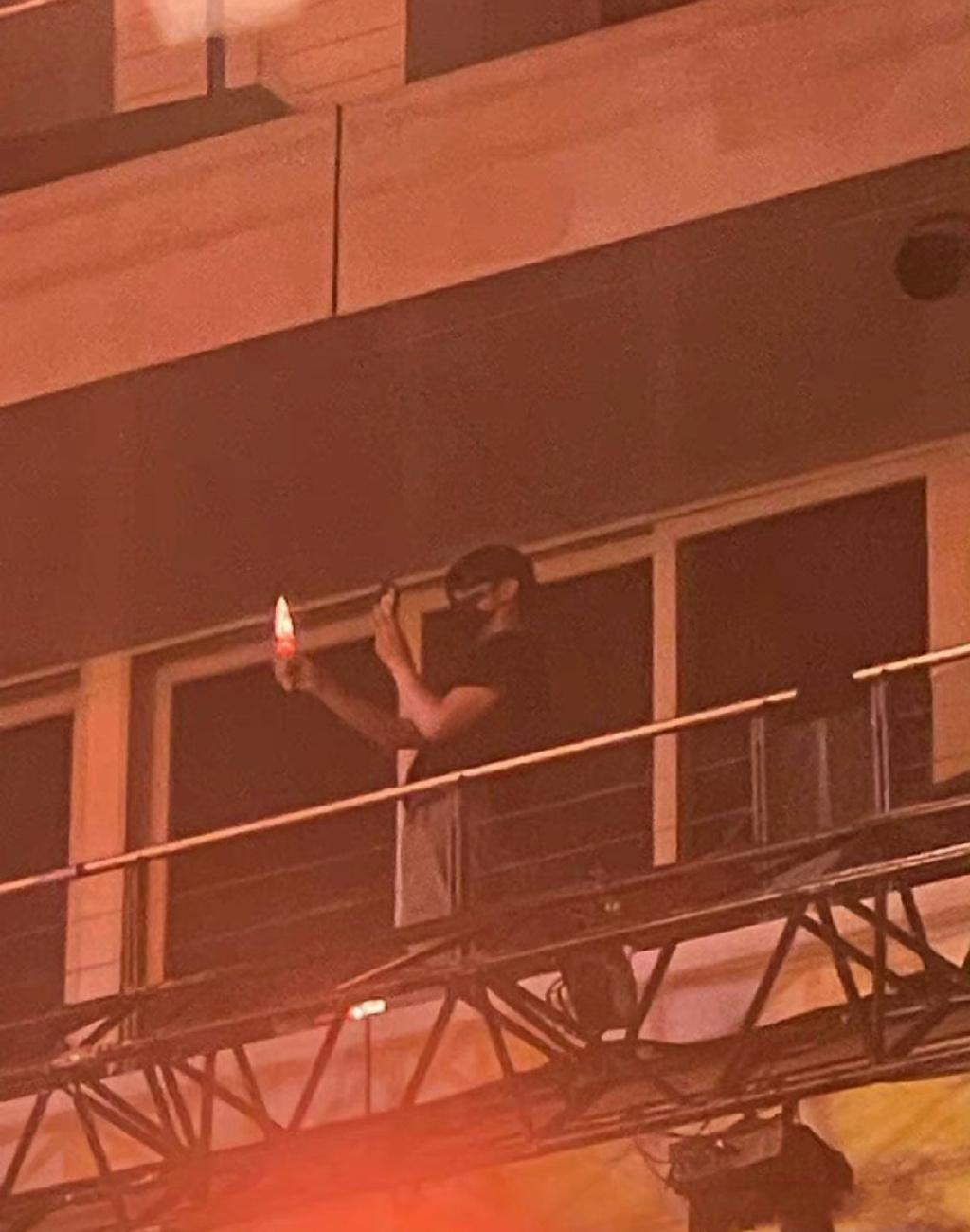 实力宠妻!李荣浩西安淋一天雨,第二天一早来台北,为杨丞琳加油