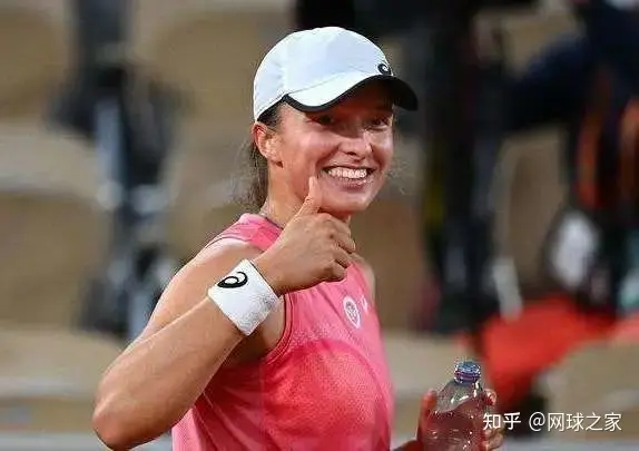 法网签表三大热门扎堆上半区;朱琳入围法网正赛,科贝尔进四强