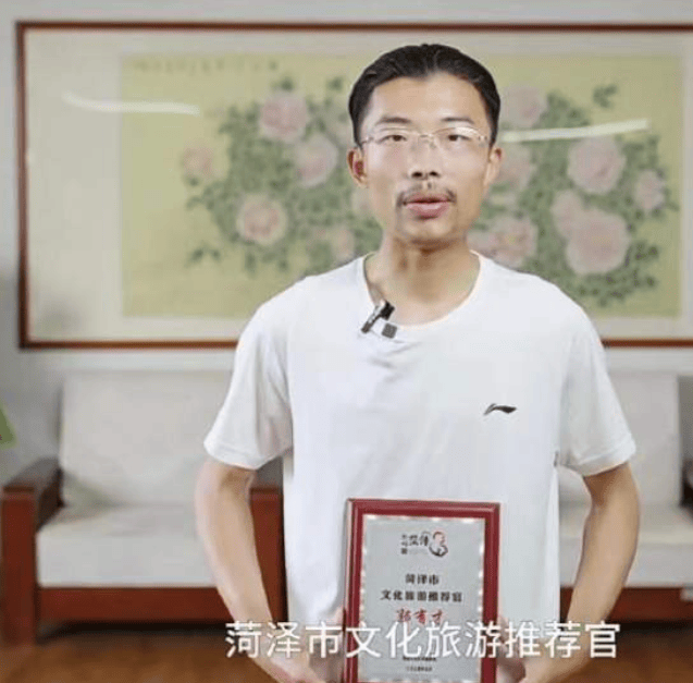 原创 郭有才早年朋友圈曝光,励志故事激励人心