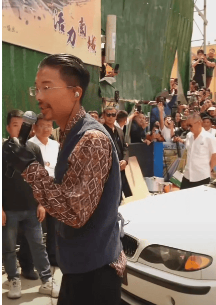 原创 郭有才早年朋友圈曝光,励志故事激励人心