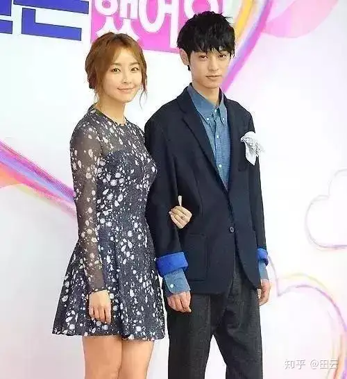 Bigbang李胜利犯罪事件,最无耻无脑的应该是还在为他洗白的粉丝。世道变坏,是从不尊重女性开始的