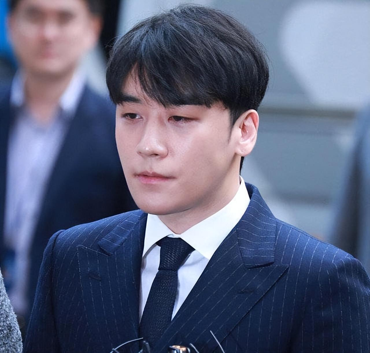 李胜利聚会强行拖拽女性视频曝光 两人体力悬殊画面惊悚