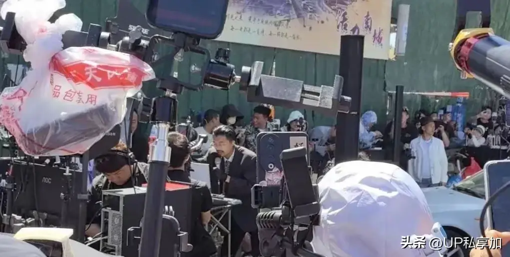 郭有才爆火所唱《诺言》作词人丁晓雯发声