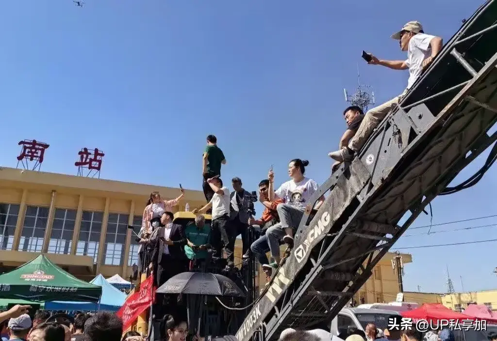郭有才爆火所唱《诺言》作词人丁晓雯发声
