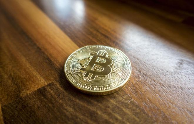 金蝉脱壳的女骗子,化名潜逃海外,巨额财富被英国政府收割!