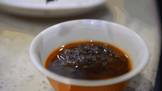 打败顺德,被陈晓卿称为“中国美食孤岛”,海鲜粥鲜到眉毛,人均¥50+生腌吃嗨!