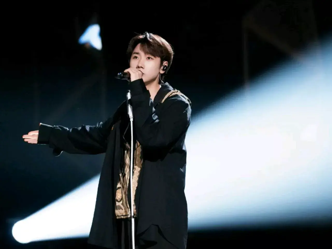 歌手2024:汪苏泷走又走不了赢又赢不了,过了一个坎还有一道坎