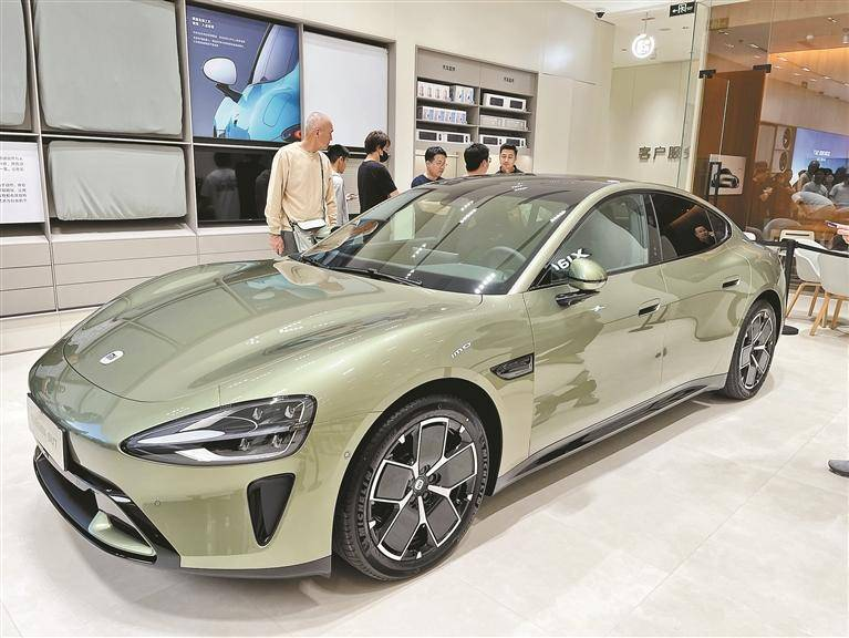 小米新车“卷”动降价潮 4月1日起,多家车企宣布降价