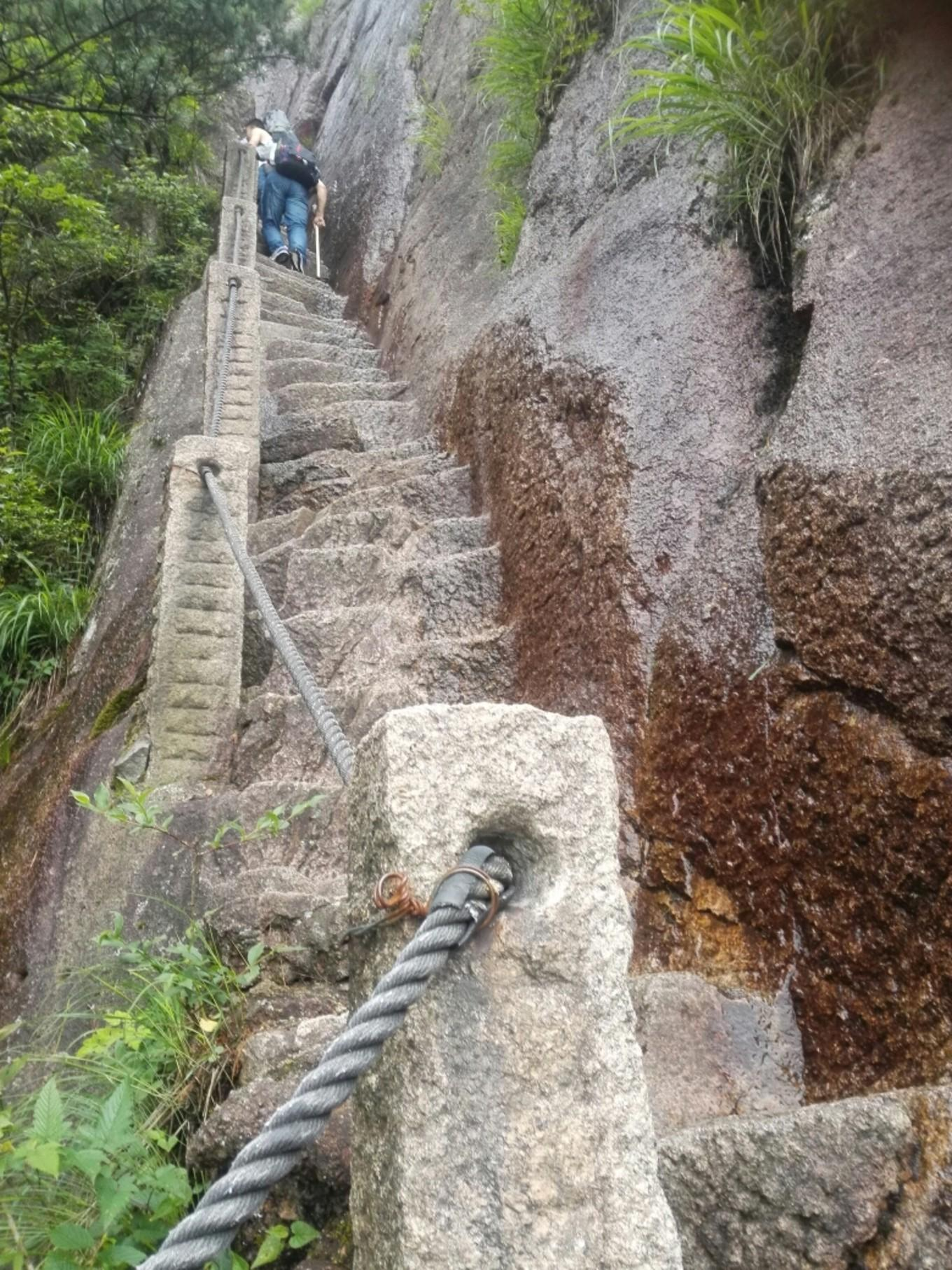 2017年登黄山天都峰游记