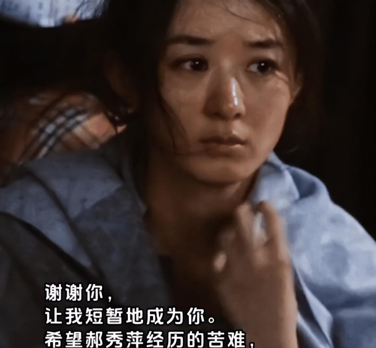 杨幂疑似抢C位,拍照时把章子怡挤到小角落,却被狠狠教训了一顿