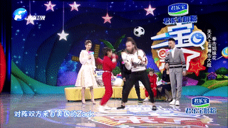 爸爸陪小姐妹“打拳击”,全程太有爱,太励志了