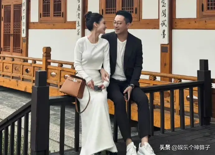 恭喜!汪小菲宣布喜讯,即将与未婚妻领证结婚,网传小梅已经怀孕
