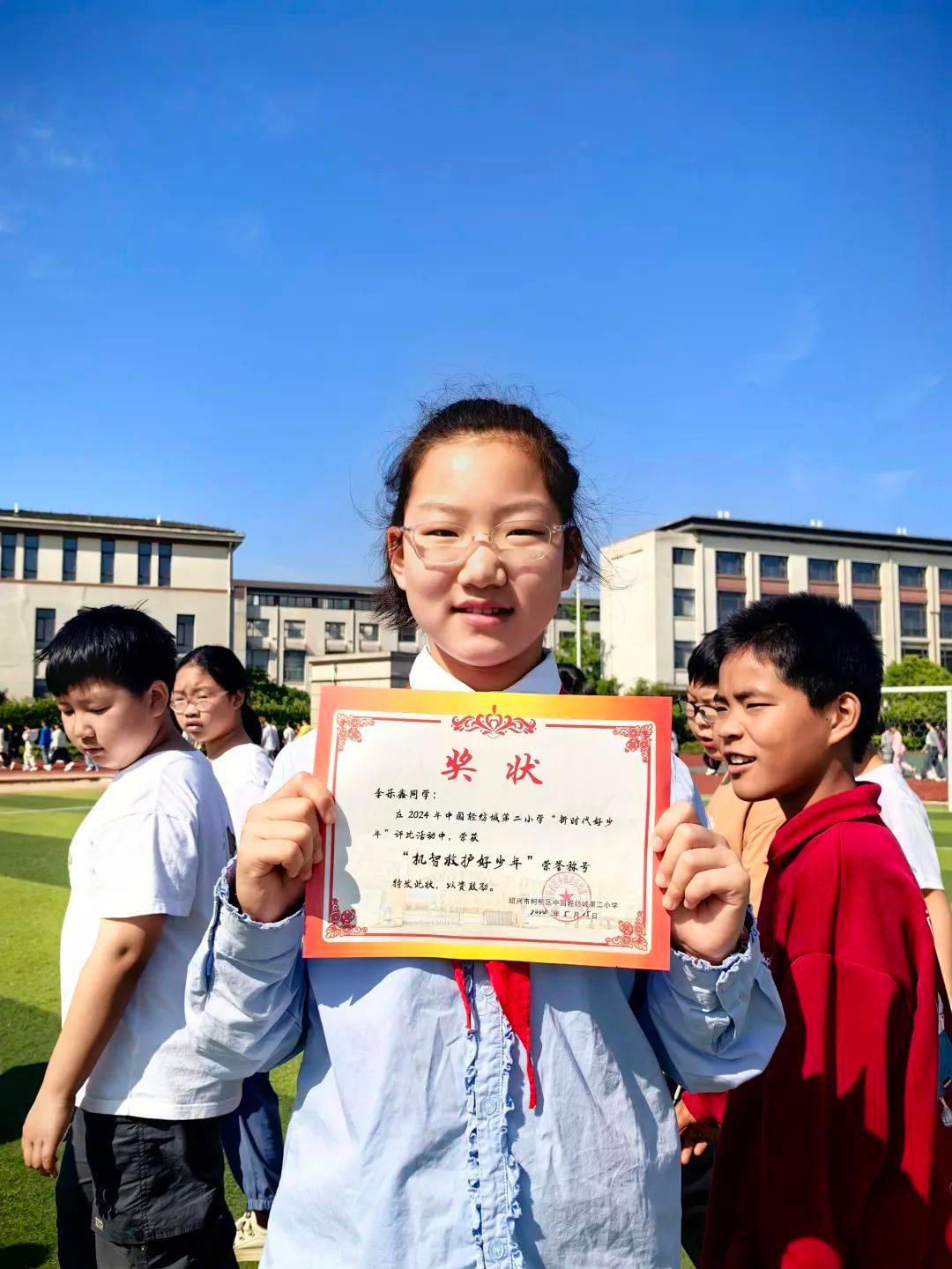 6秒!浙江一小学生一个动作救下同学