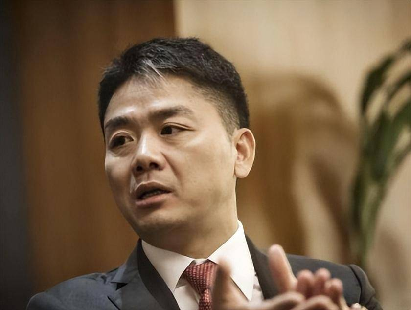 易靖霆 | 忍无可忍京东内部上班打卡形成“产业链”,东哥深夜开会怒斥