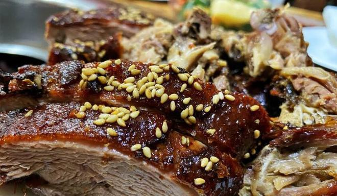 成都有名十大苍蝇馆子之一,环境简陋四处漏风,10多年天天爆满