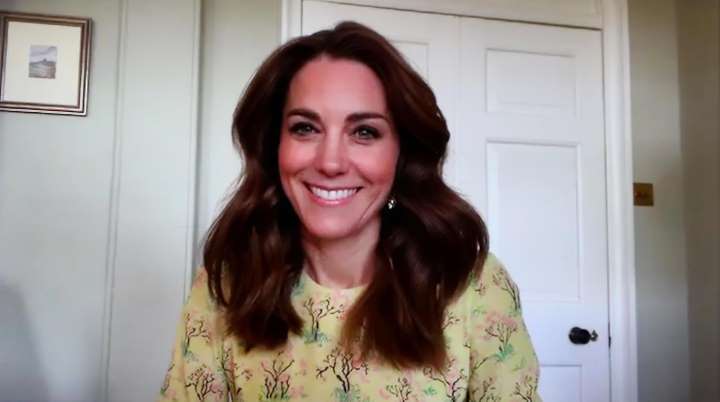 凯特王妃不再坐以待毙,疫期发出律师信告媒体,向梅根递出橄榄枝-凯特王妃为啥比梅根更受欢迎