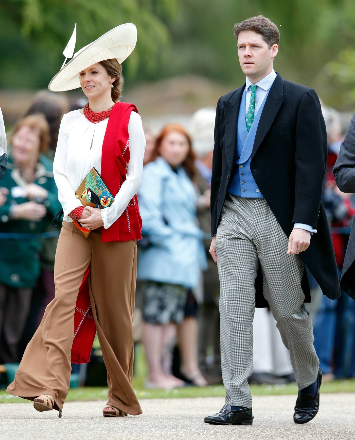 凯特王妃不再坐以待毙,疫期发出律师信告媒体,向梅根递出橄榄枝-凯特王妃为啥比梅根更受欢迎