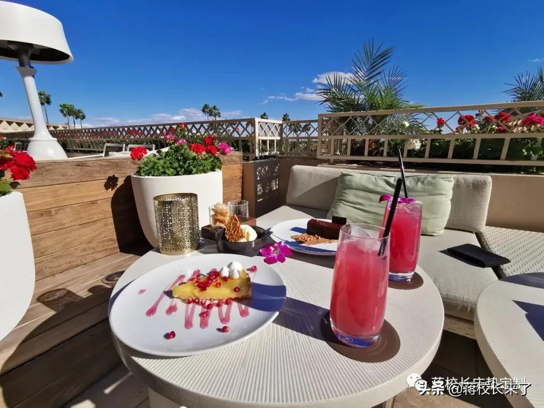 酒店“冷知识”:为何酒店的被子都要压在床垫下面?-高级酒店的被子为什么都塞在床下