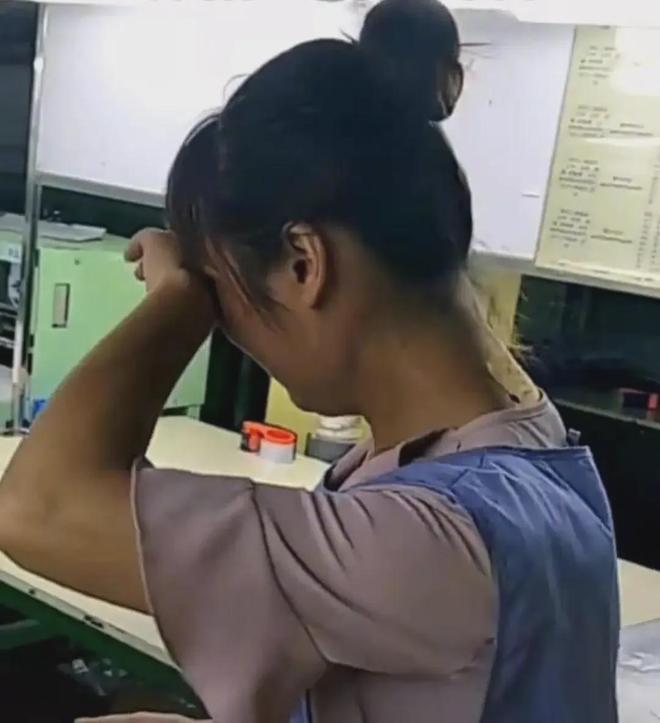 新高考英语太难!各地考生叫苦连天!专家:这样命题导致惨烈内卷-新高考英语难不难2024