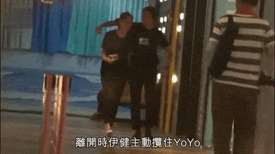 郑伊健蒙嘉慧现日本游玩,骑单车一路说笑好甜蜜,结婚7年如热恋-郑伊健蒙嘉慧合作电视剧