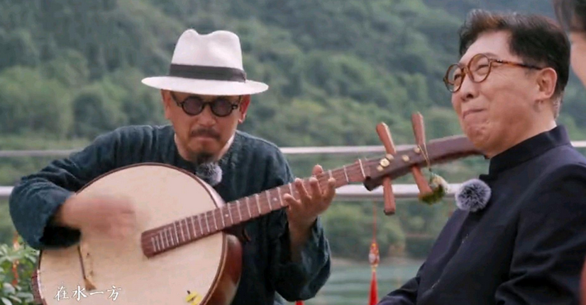 央视端午晚会,毛晓彤团扇一摇陶醉月亮,78岁鲍国安三峡朗诵绝了-2023年央视端午晚会男女对唱视频