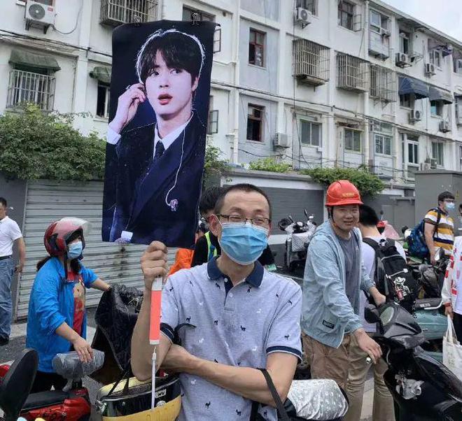 高考前VS高考后,考生注意!附高考志愿填报的误区,以及专业选择建议!-高考填报志愿是高考前还是高考后