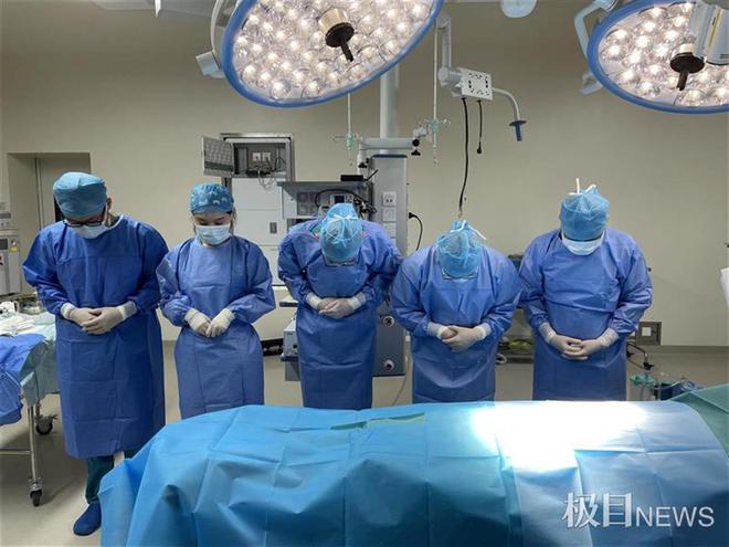 福建19岁外卖小哥车祸离世,母亲忍痛捐献器官:舍不得这颗心脏停-外卖小哥车祸现场图片