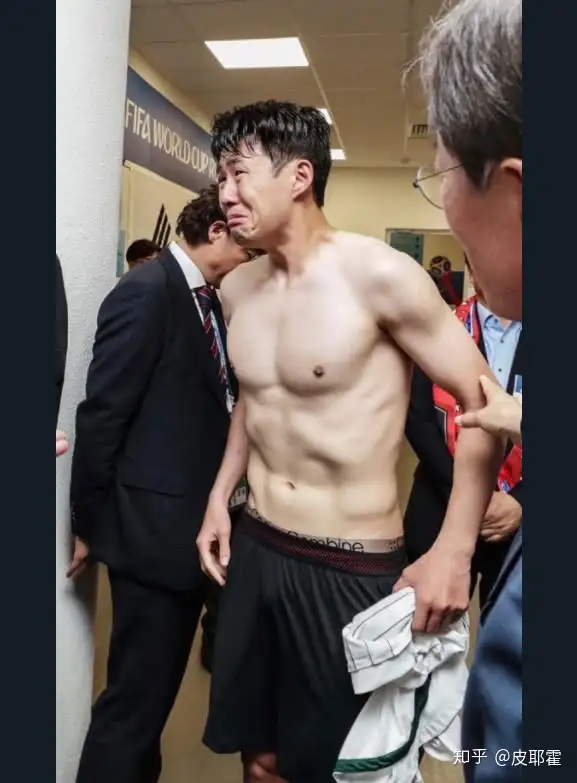 孙兴慜的3次道歉和2次流泪 他是生错时代的亚洲一哥-孙兴慜复出