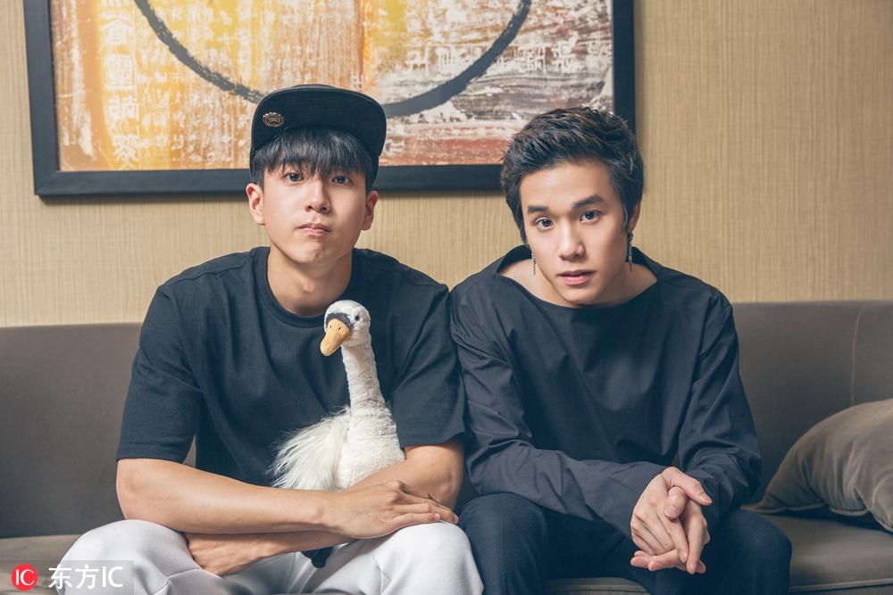 《天才枪手》男主一夜走红,屁鹅爆料James才是学霸丨专访-天才枪手follow me