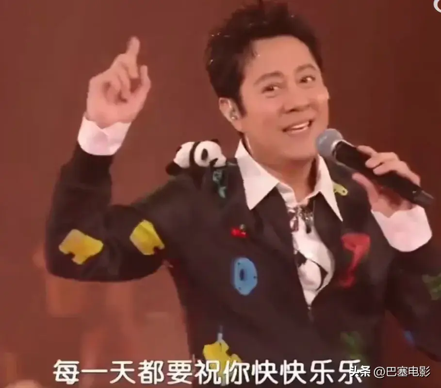 端午歌会:关晓彤变大胖丫头,孙楠高音震全场,李宇春A爆了-关晓彤 吃饭